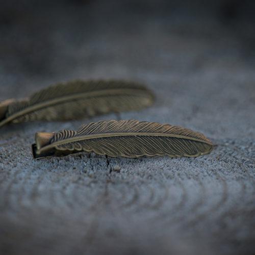 Accessory - Lace Brick Design Feather Hair Clips